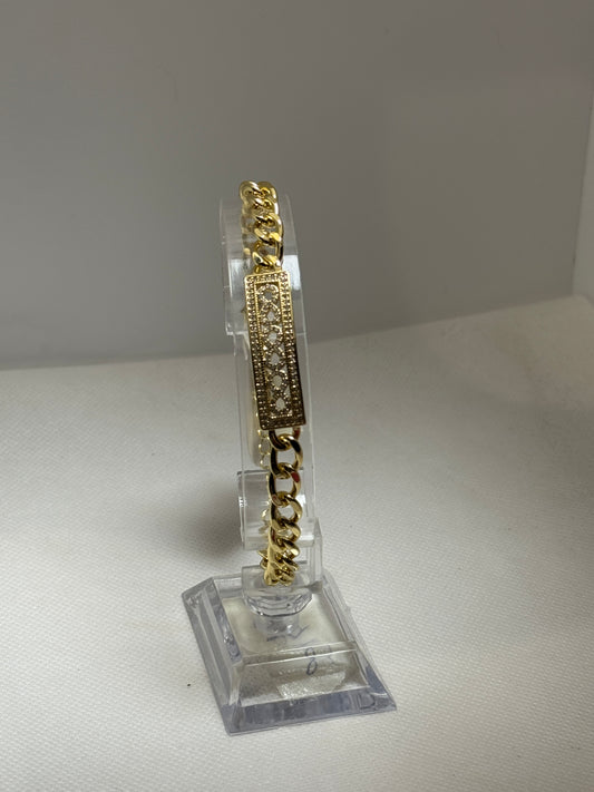 bracelet style cubana